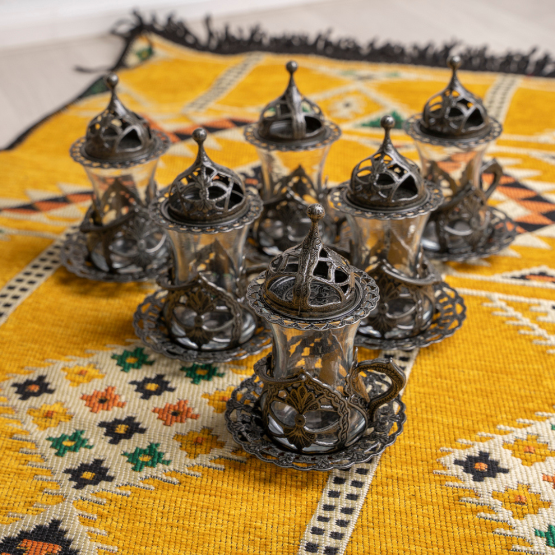 OTTOMAN BRASS Arte y Sabor: Set de 6 Vasos Turcos Artesanales para Té - GRIS