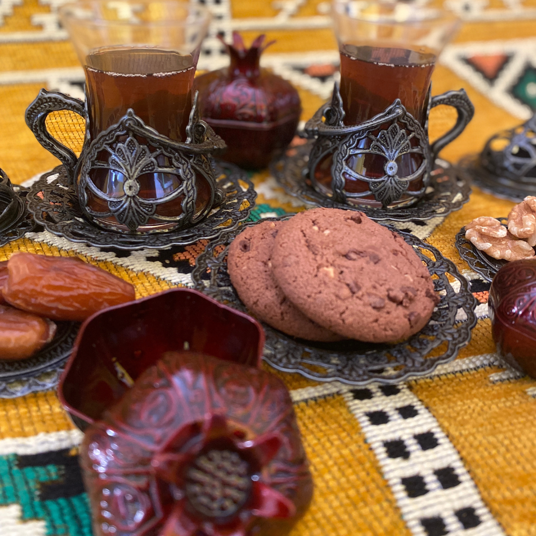 OTTOMAN BRASS Arte y Sabor: Set de 6 Vasos Turcos Artesanales para Té - GRIS