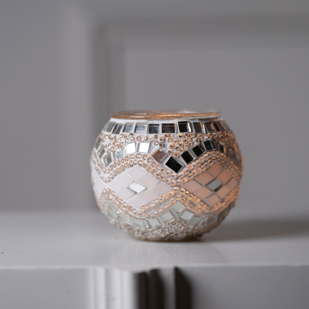 Portavelas Turco de Mosaico Blanco Hecho a Mano para una Iluminación Romántica. BLANCO