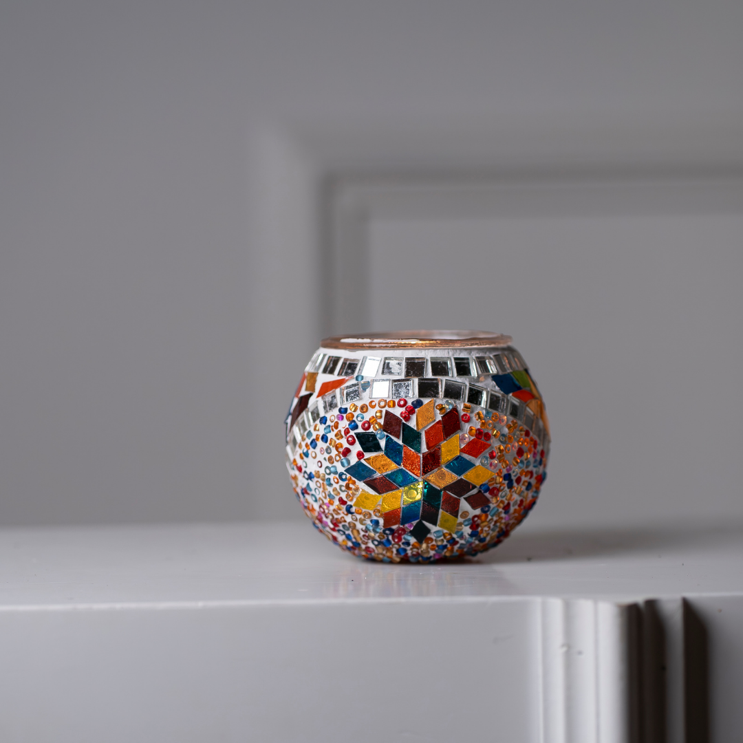 Portavelas Turco de Mosaico Multicolor Hecho a Mano para una Iluminación Romántica. MULTICOLOR