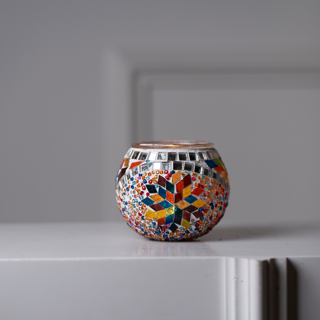 Portavelas Turco de Mosaico Multicolor Hecho a Mano para una Iluminación Romántica. MULTICOLOR