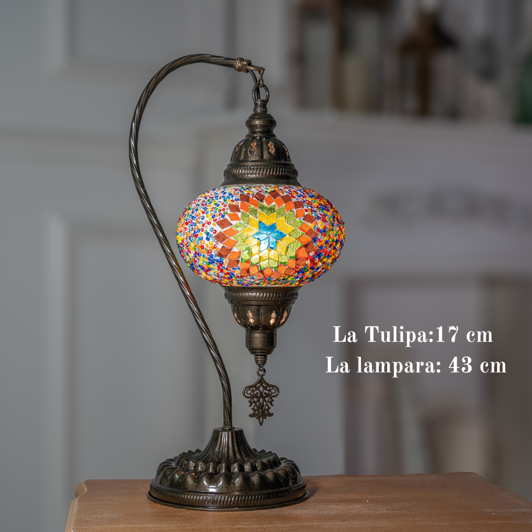 Flor de Turquía Lámpara Turca Hecha a Mano para una Iluminación Floral y Romántica. Multicolor