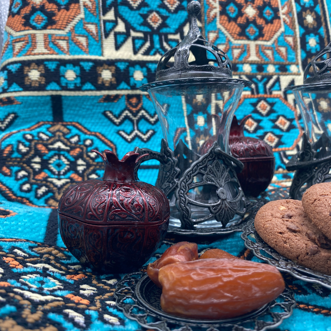 OTTOMAN BRASS Arte y Sabor: Set de 6 Vasos Turcos Artesanales para Té - GRIS