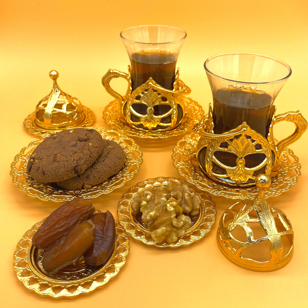 OTTOMAN BRASS Arte y Sabor: Set de 6 Vasos Turcos Artesanales para Té - ORO