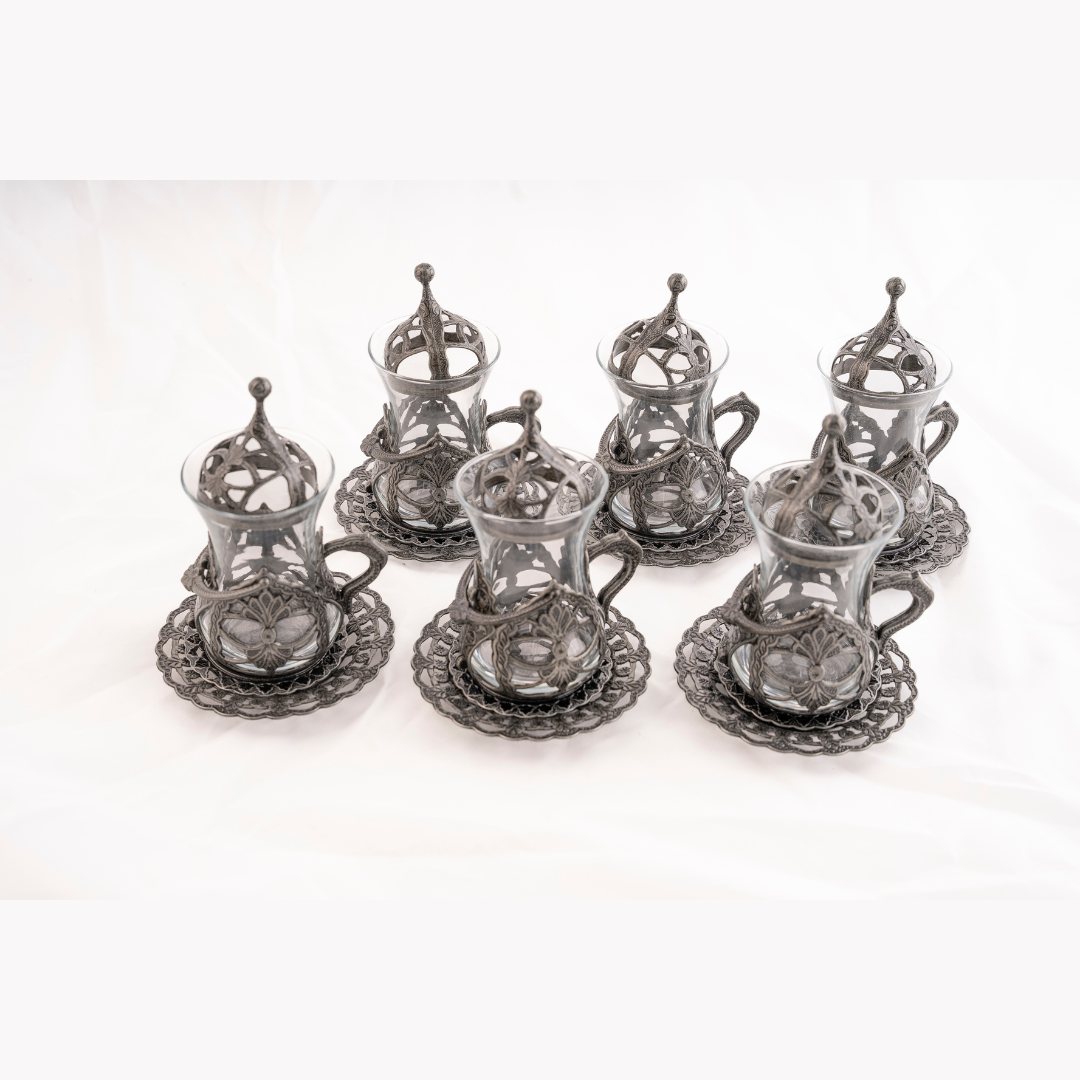 OTTOMAN BRASS Arte y Sabor: Set de 6 Vasos Turcos Artesanales para Té - GRIS