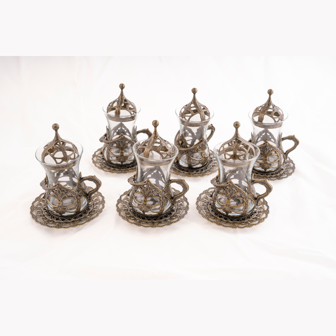 OTTOMAN BRASS Arte y Sabor: Set de 6 Vasos Turcos Artesanales para Té - BRONCE
