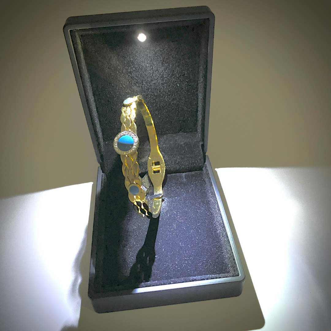 Pulsera Encanto Dorado