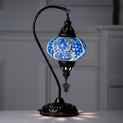 Flor de Turquía Lámpara Turca Hecha a Mano para una Iluminación Floral y Romántica. AZUL