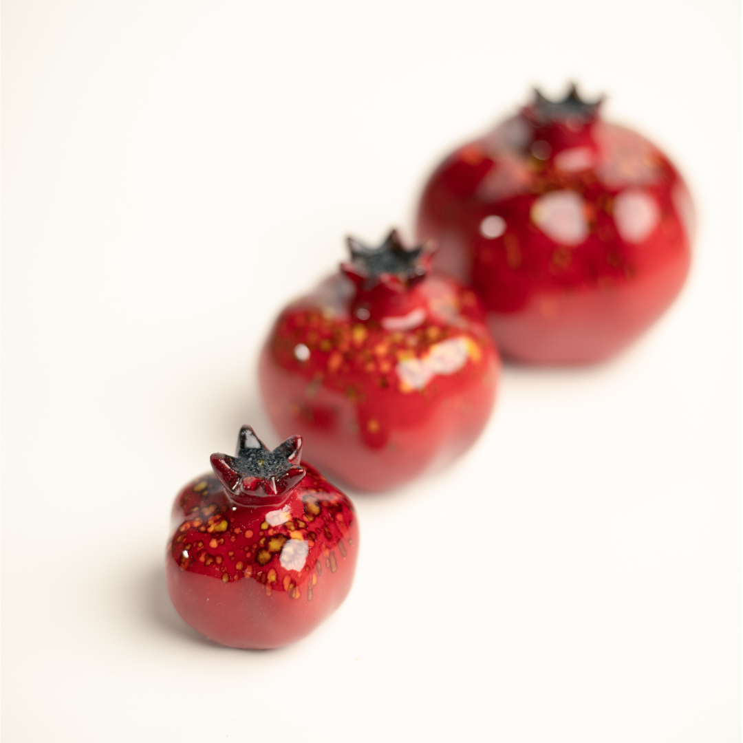 Granadas de Cristal Decorativas Rojo - Añade un Toque Elegante a tu Hogar.