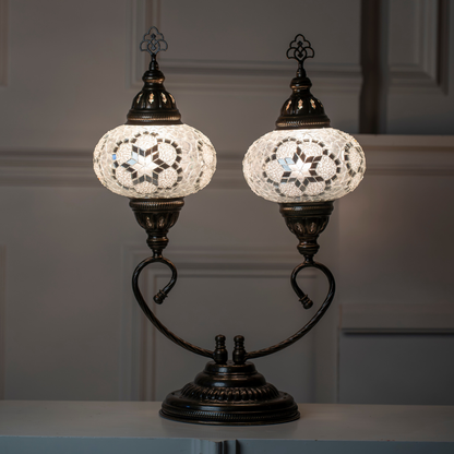 Magia Otomana Lámpara Turca Doble Hecha a Mano para una Iluminación Cálida y Encantadora. Multicolor. BLANCO