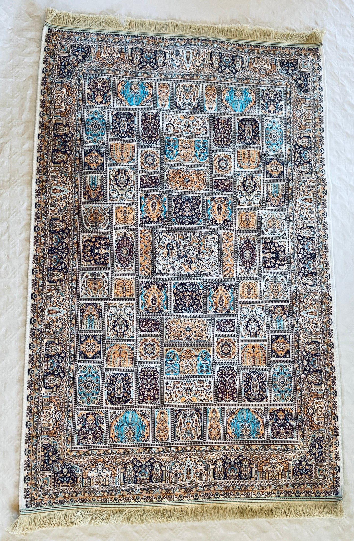 Alfombra oriental tradicional.