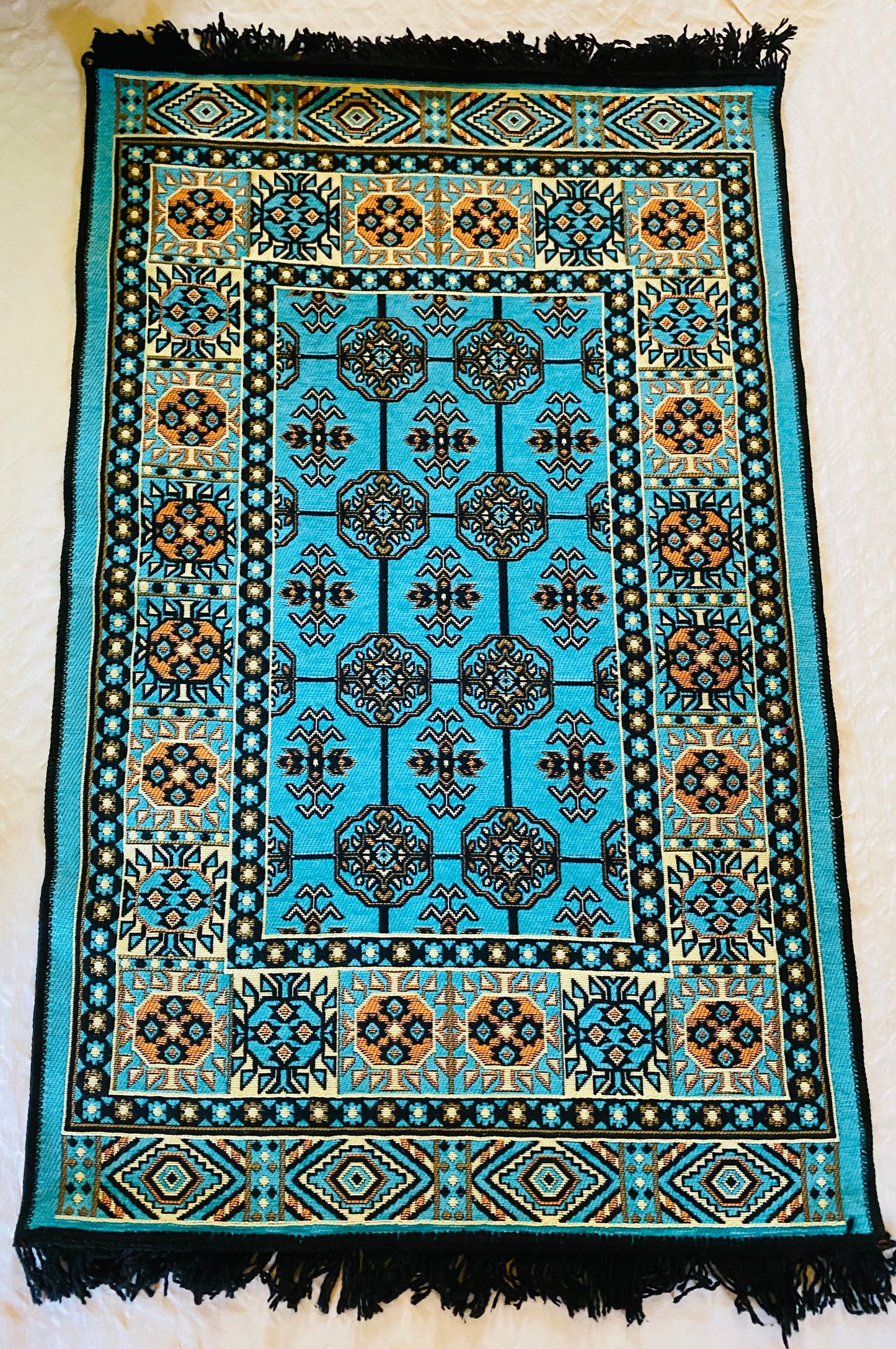 Alfombra oriental tradicional.