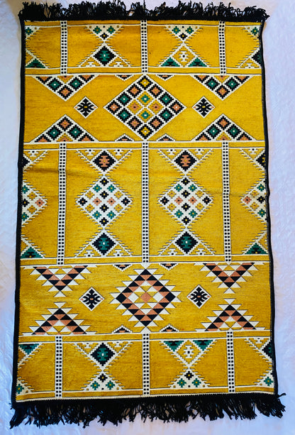 Alfombra oriental tradicional.